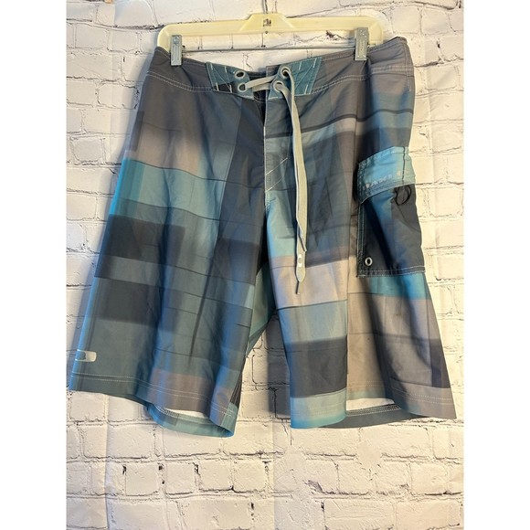 Oakley Board Swim Shorts Mens SZ 32 - Picture 2 of 4